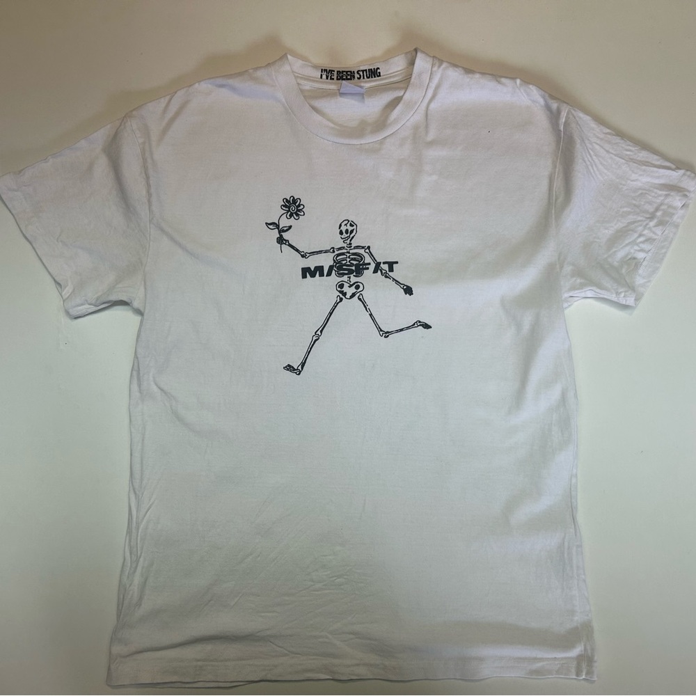 Misfit Tee